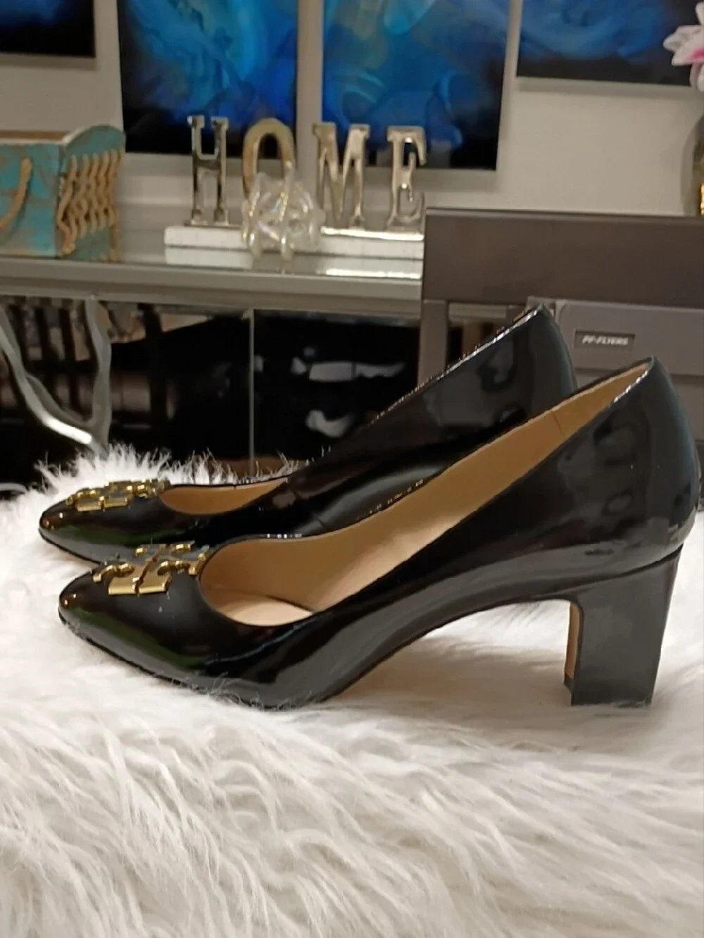 Tory Burch Black Patent Leather Block Heel Pumps with Gold Logo SZ 6M